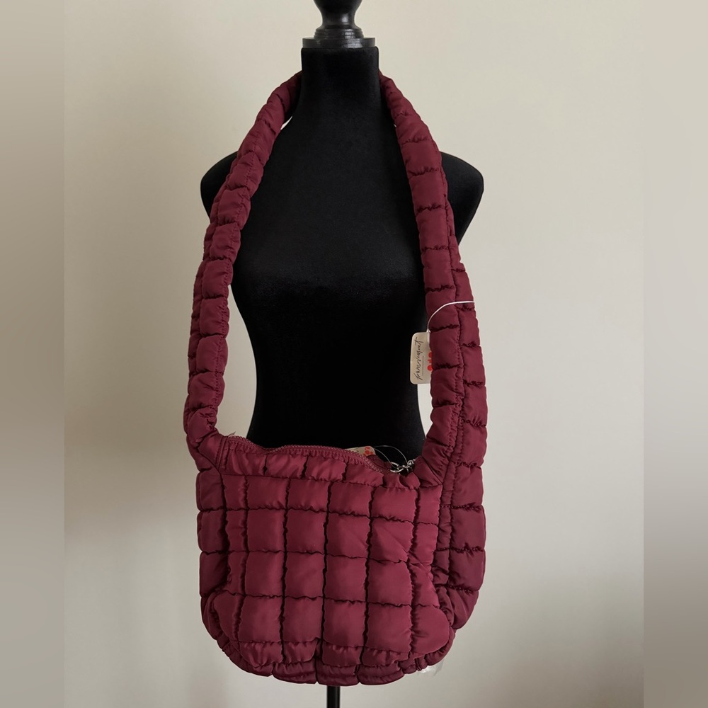 BUNDLE! FP Movement Quilted Baby Carryall Sling Bag & Micro Bag - Picture 3 of 10